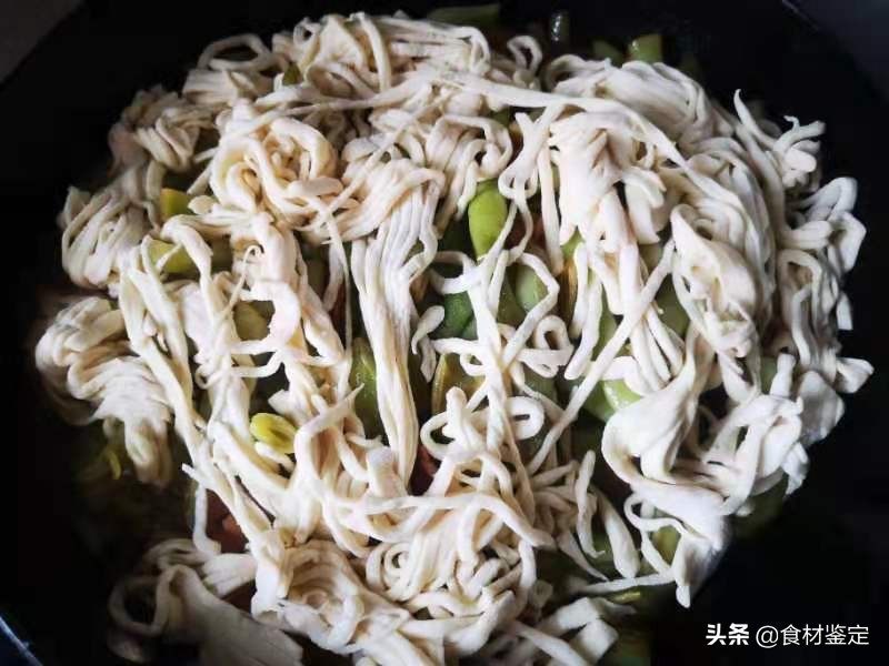 Kidney bean stewed noodles with detailed steps, must be eaten several