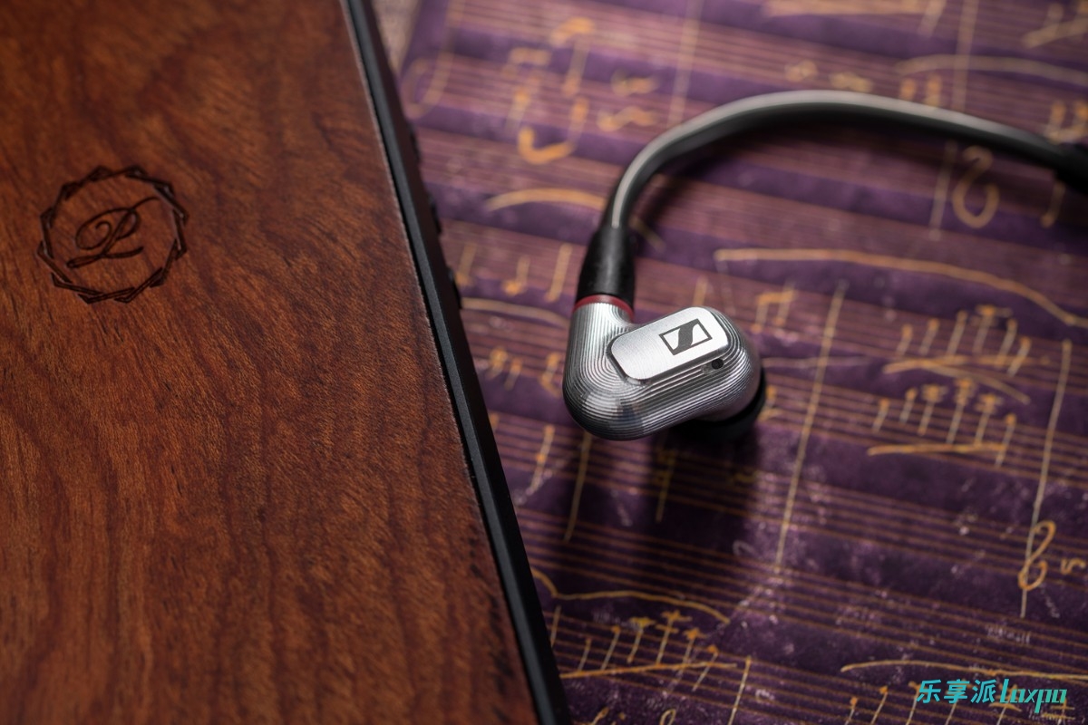 Perserverance Ear Lonely Perseverance Sennheiser IE900 Hi-Fi Flagship In-Ear Headphones ...