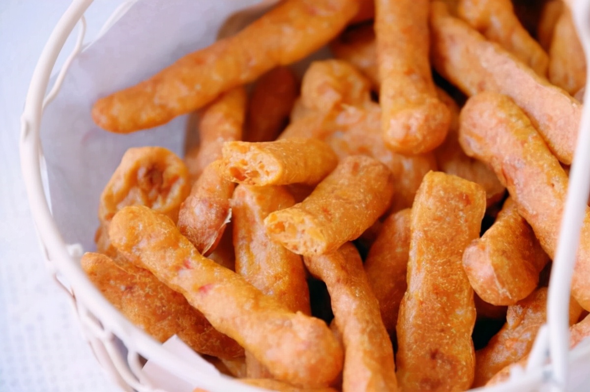 You can make prawn crackers by yourself the prawn crackers made of