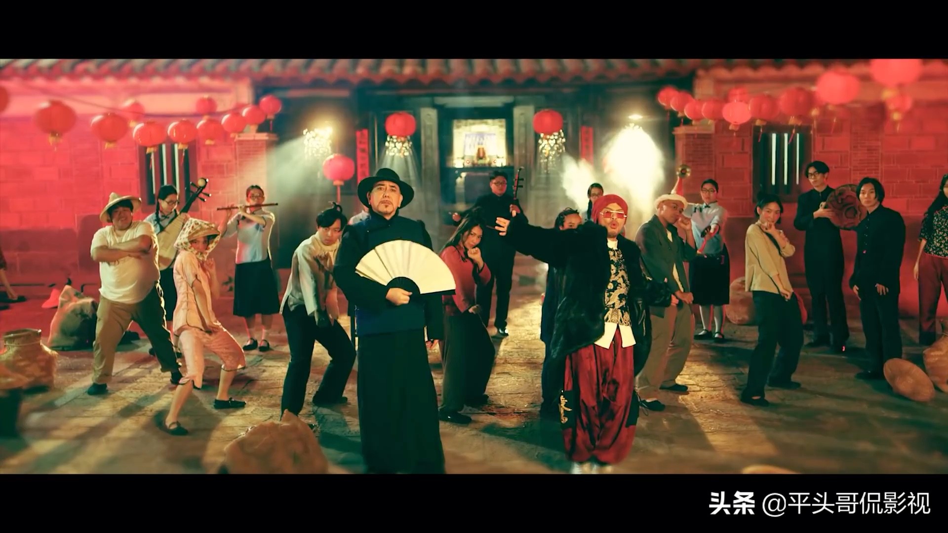 Adapt the national anthem?Is Huang Mingzhi in "Floating North" a ...