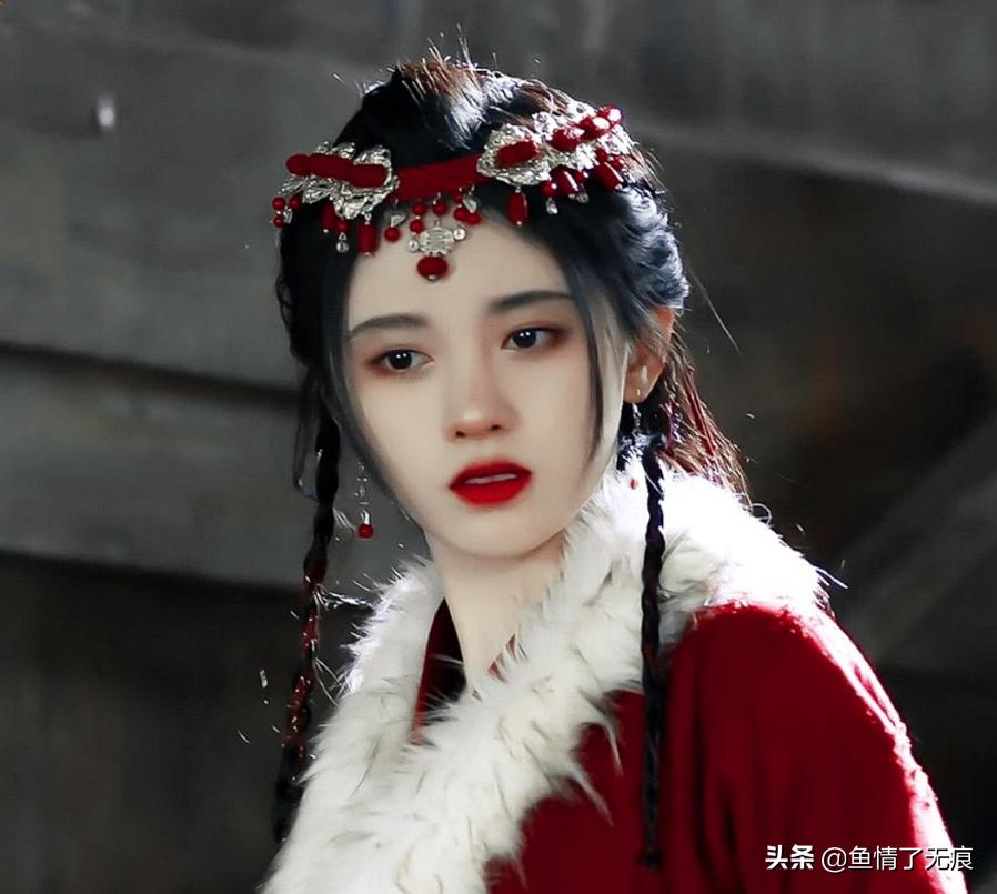Ju Jingyi started another new drama and finally changed her semi ...