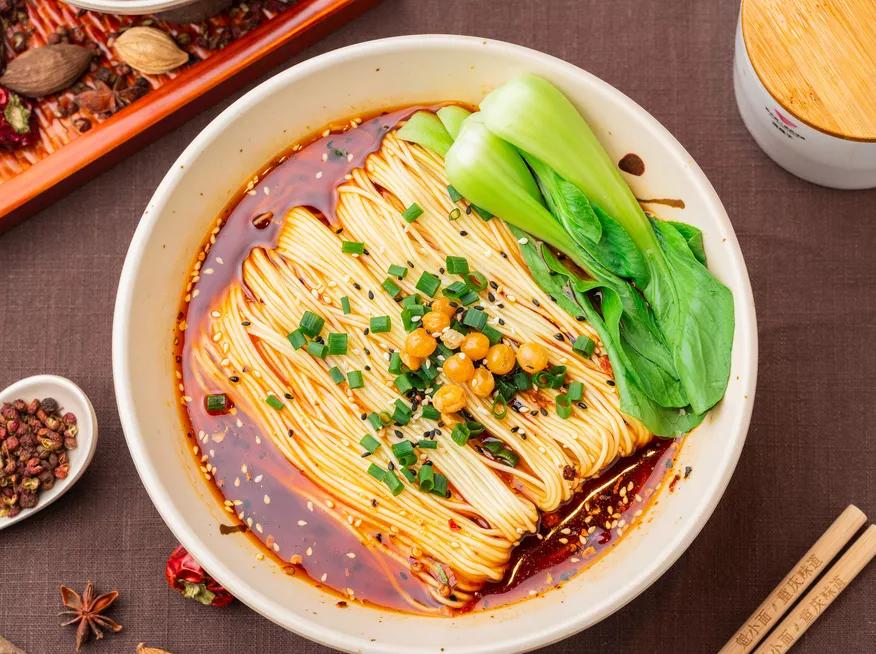 Eat noodles for 4 meals a day!Why are they so high in calories that they can't stop "noodles