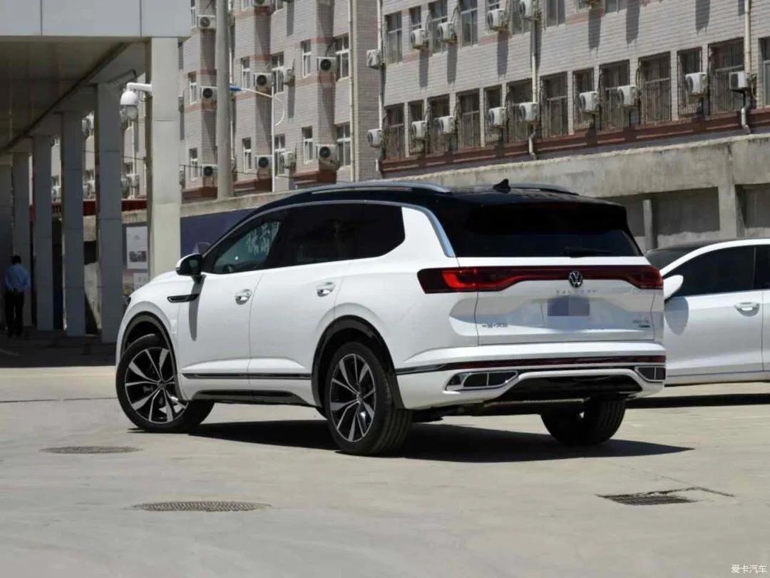 Auto Volkswagen's largest SUV in the world iMedia