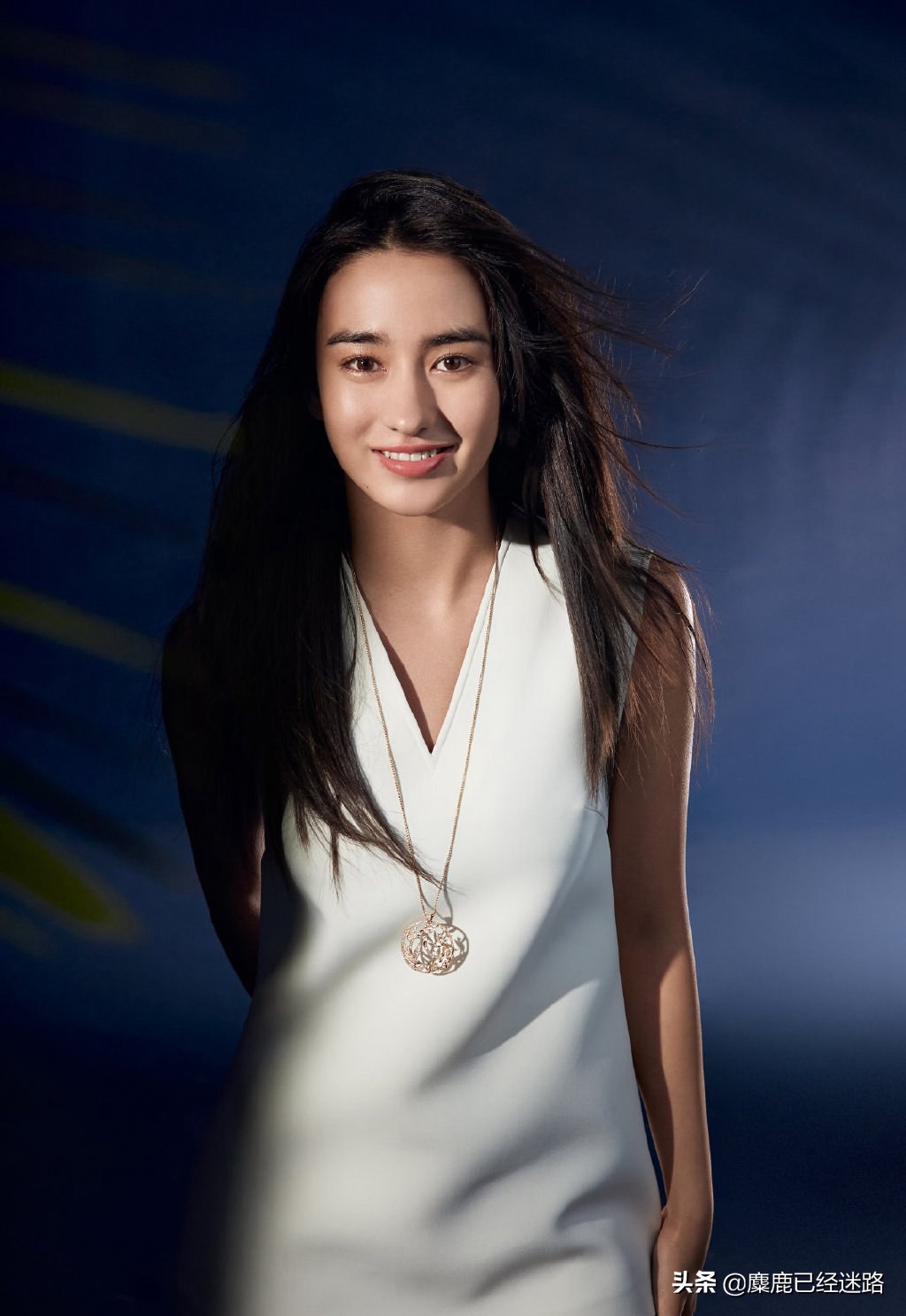 18-year-old Dai girl Li Wanda, sexy and charming skirt, series wear ...