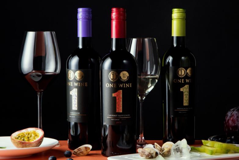 Drinking 2 bottles of canned beer is equivalent to how much white wine