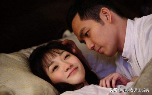It S Too Late To Say I Love You With Many Kiss Scenes Zhong Hanliang S New Play Hits And The Heroine Is Li Xiaoran Again Inews