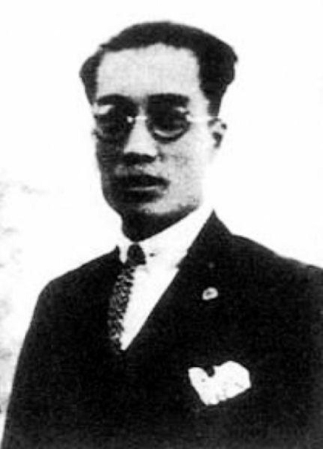 Li Kenong's son, Li Lun, was a major general who had been waiting for ...