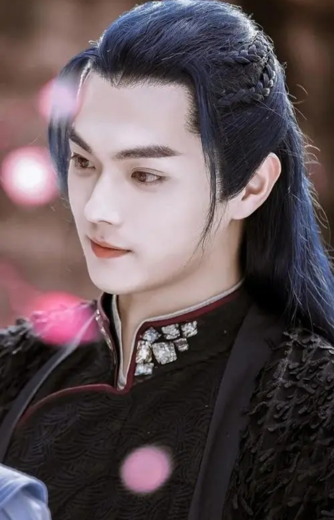 Xu Kai's Acting in “Ancient Love Poetry” Criticized for Being  Expressionless –