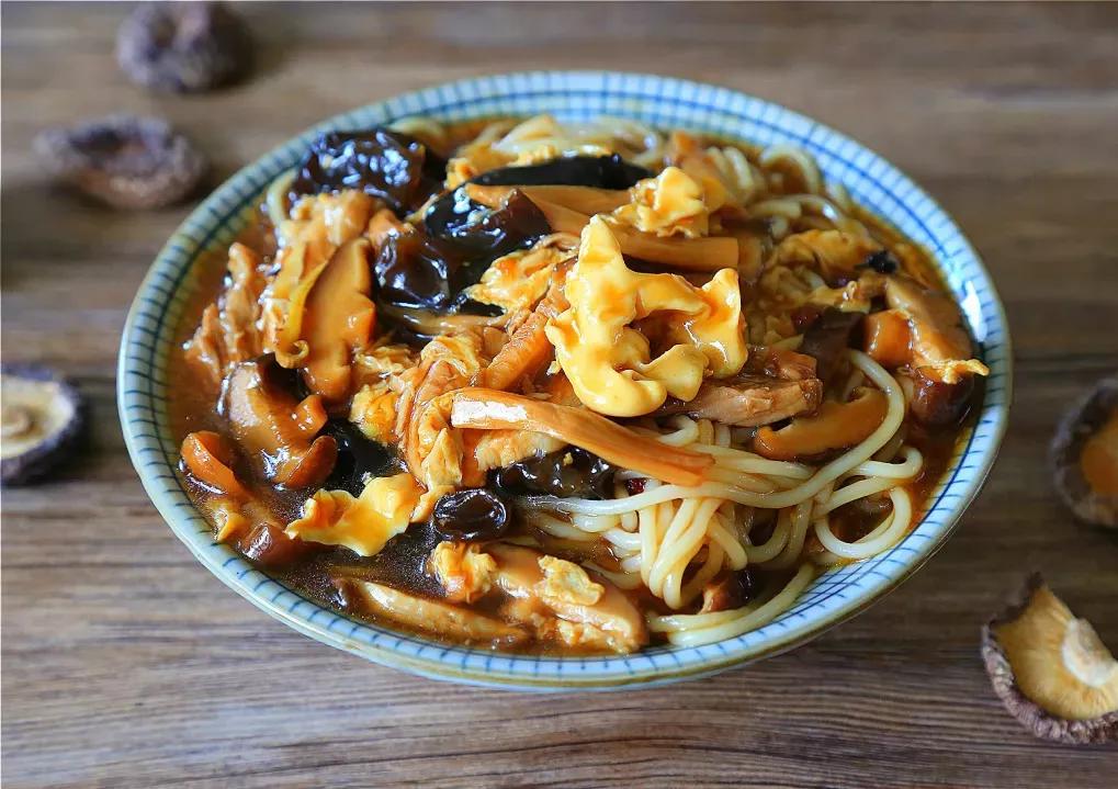 Eat noodles for 4 meals a day!Why are they so high in calories that