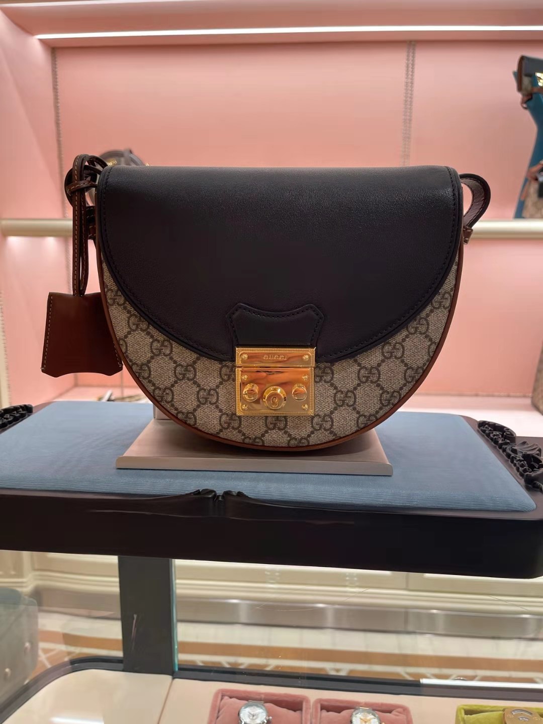 gucci padlock saddle bag