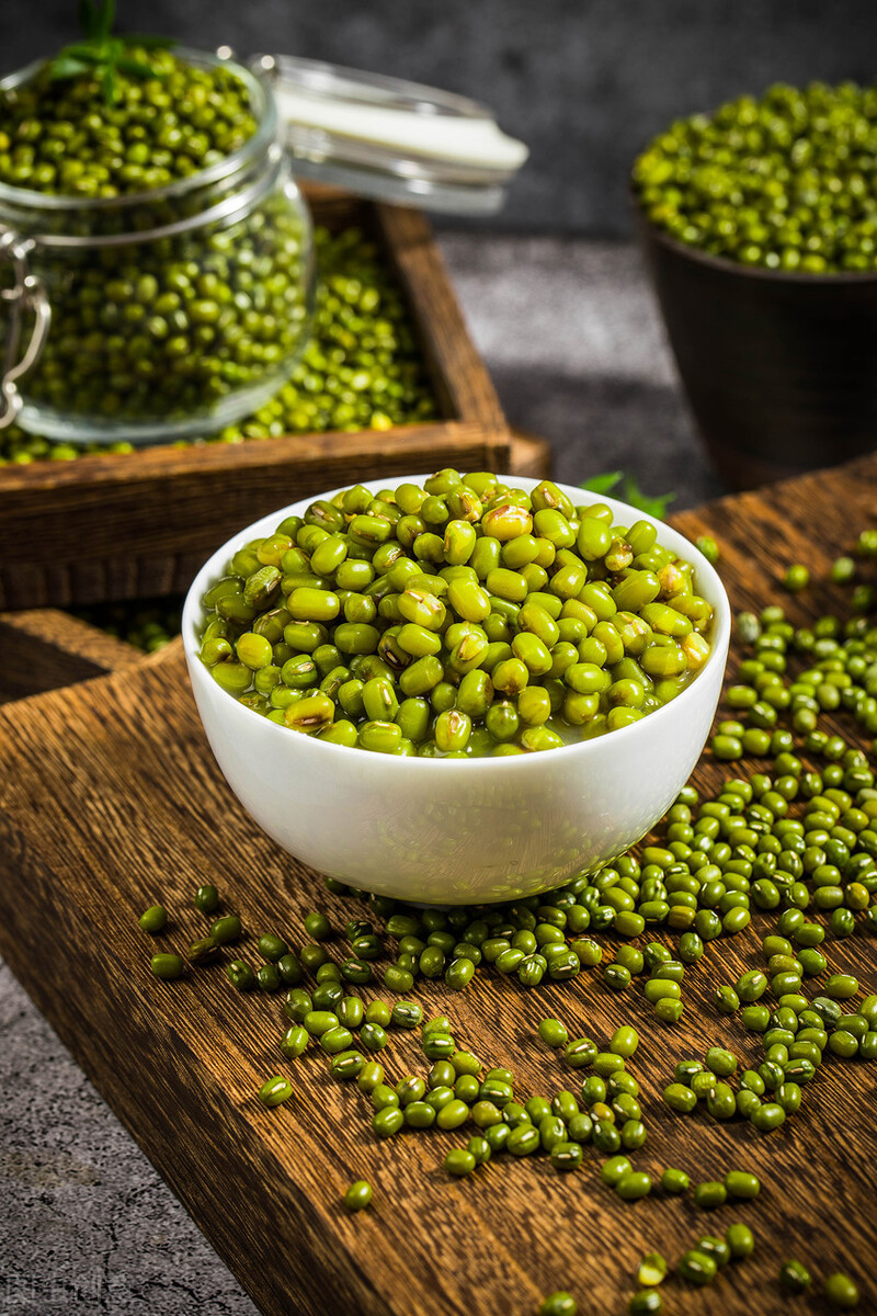 Can patients with liver disease drink a bowl of mung bean soup to