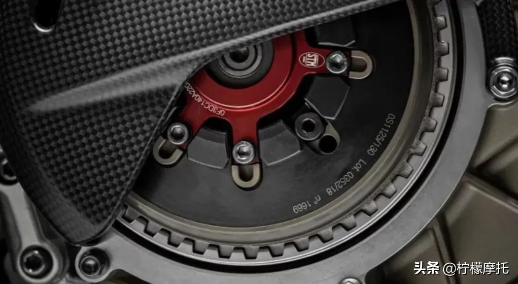 Ducati seamless transmission is expected to be massproduced in the