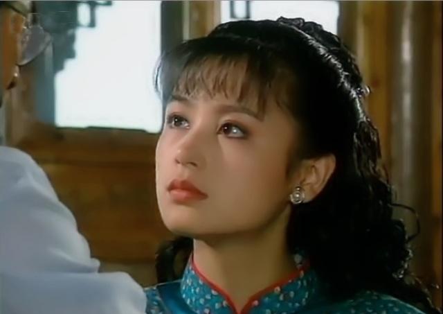 琼瑶评价美人 林心如颜值一般 岳翎是大家闺秀 林青霞无人可比 资讯咖