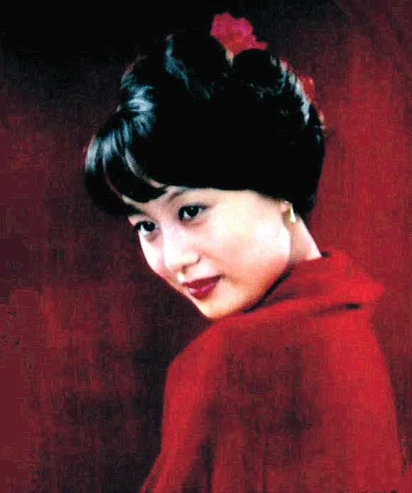 Wu Yufang, a popular actress in the 1980s, retired from the world ...