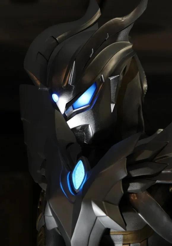 Ultraman: The final match Luo and Tartaros holster open the night race ...