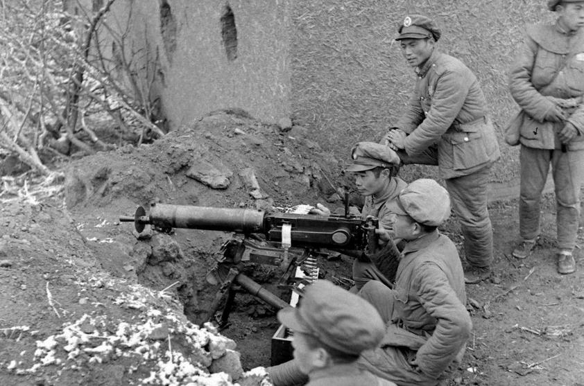 The classic Maxim heavy machine gun, the legendary inventor Maxim iMedia