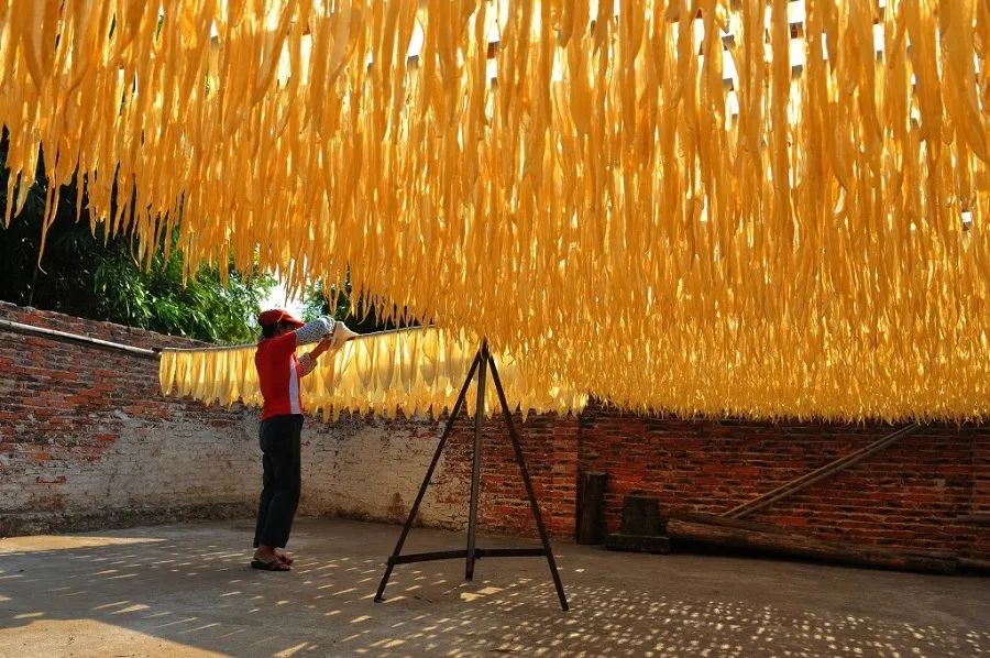 Which is better to eat yuba or pork?Count the 7 advantages and 3