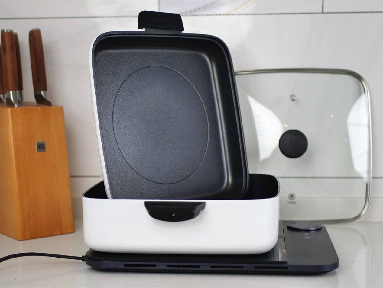 Xiaomi makes the thinnest induction cooker on the market?The thickness