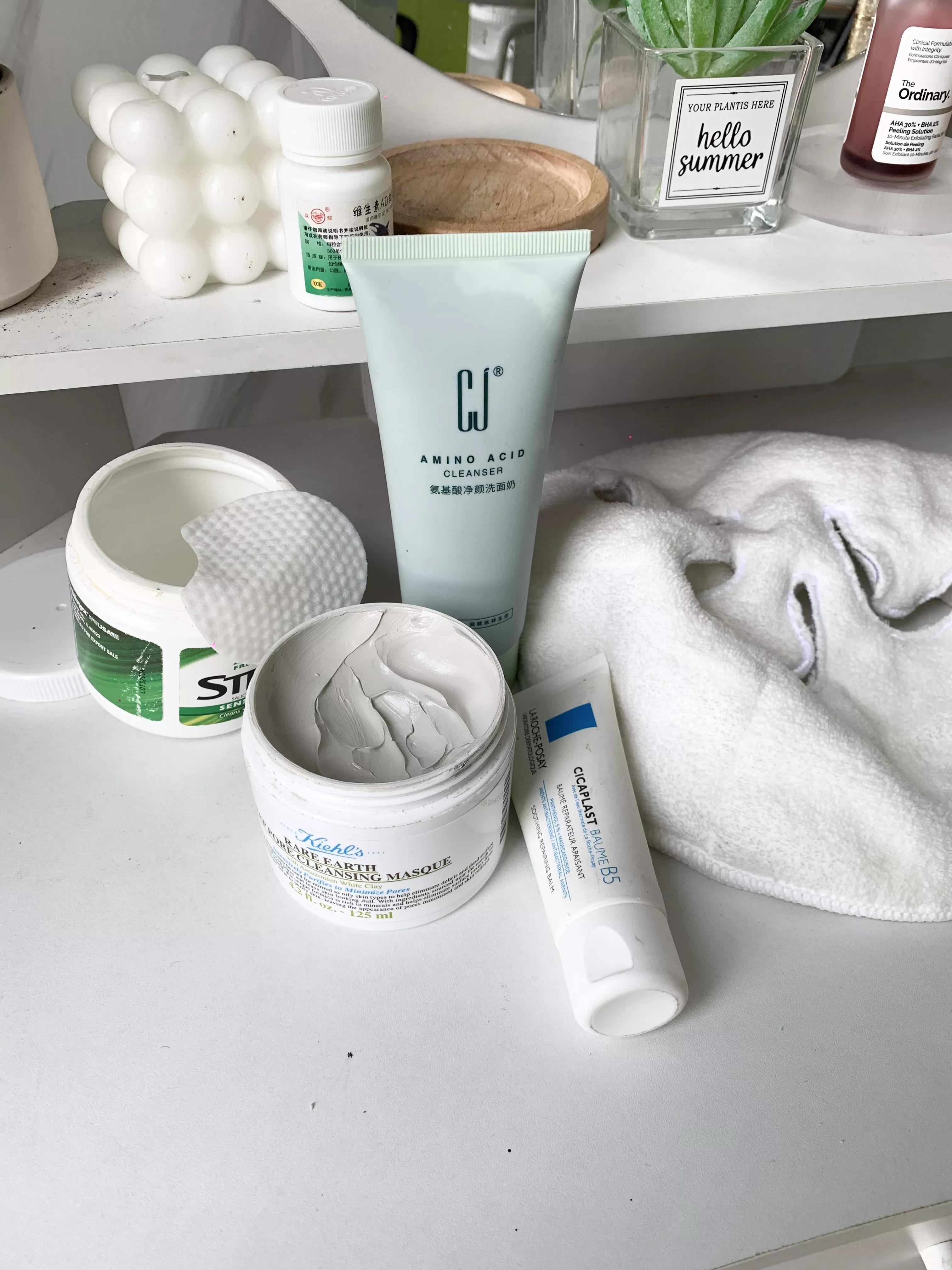 How do I clean my face? iMedia