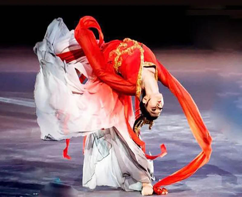 Tang Shiyi, the goddess of classical dance: the first to be admitted by ...