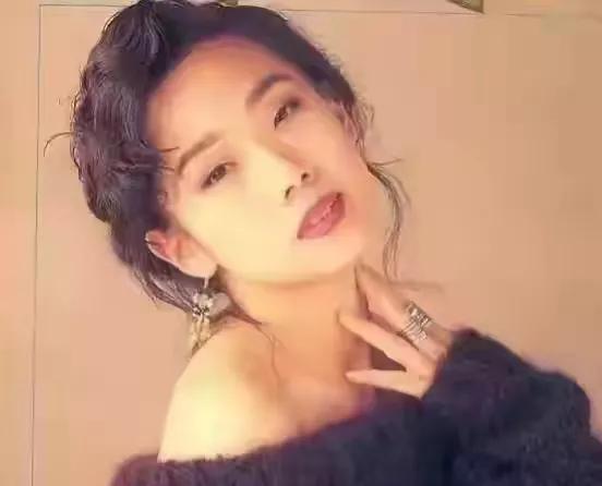 风流歌后 林忆莲的前尘往事 我和他曾经相爱相杀 资讯咖