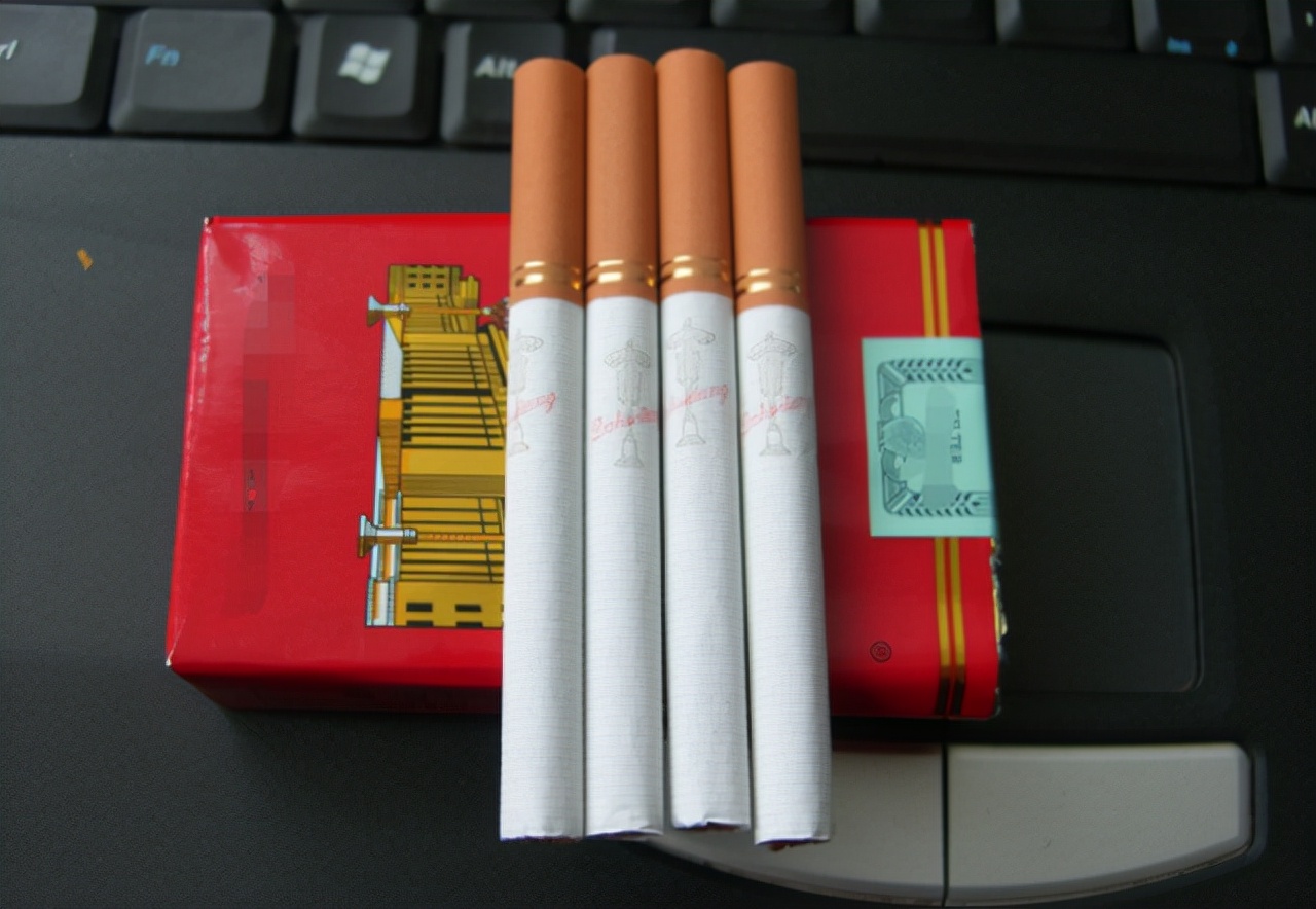 What is the difference between hard pack cigarettes and soft pack ...