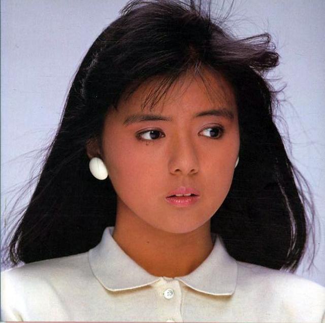 Recalling the top ten popular Japanese actresses in the 1980s!They are ...