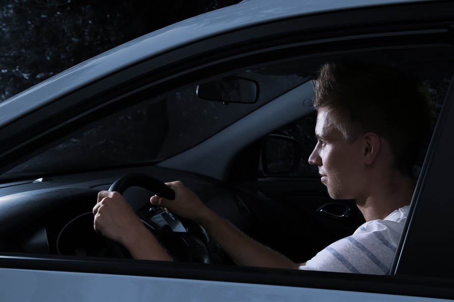 How to drive safely at night?Super practical driving guide is here