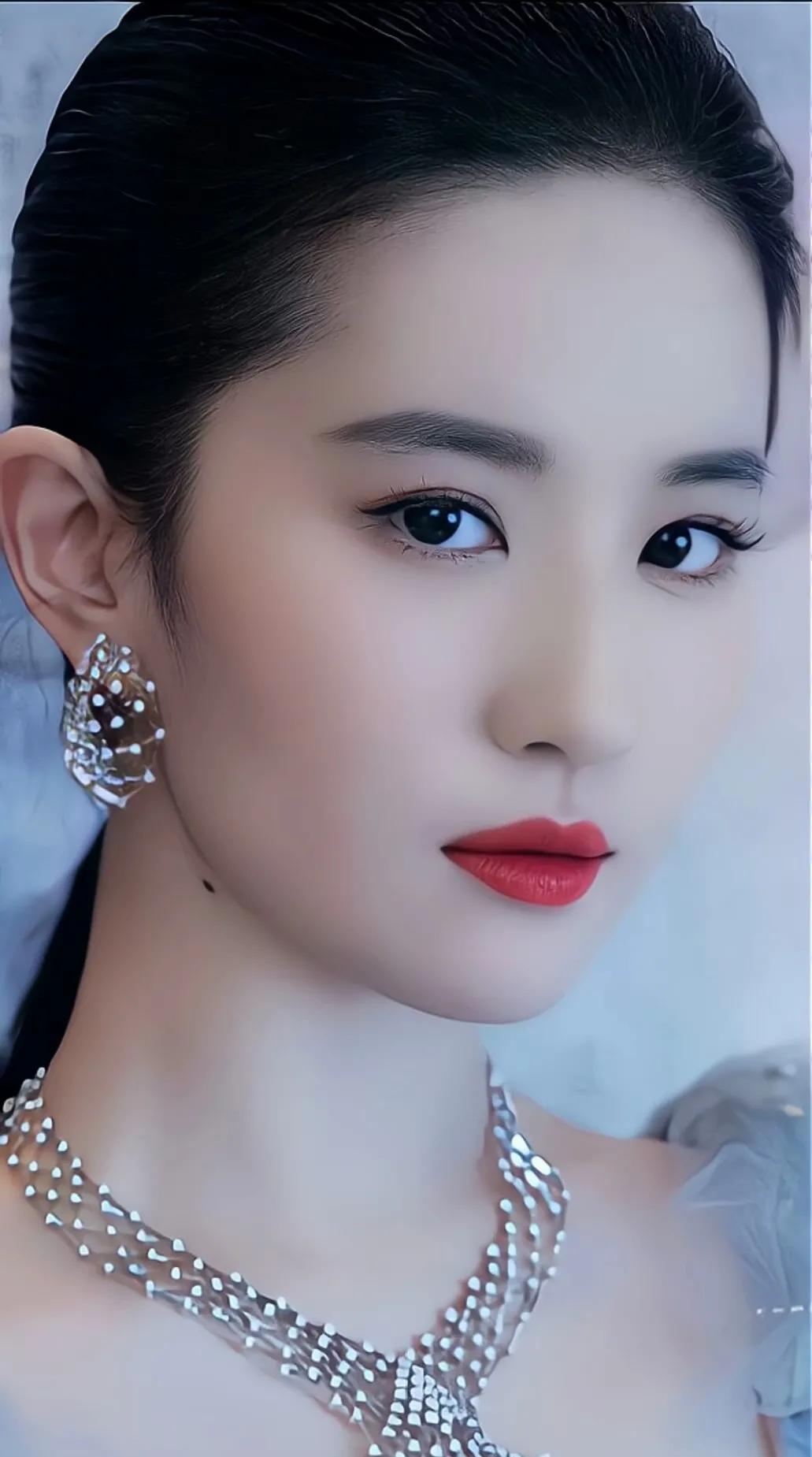 Fairy sister Liu Yifei - iMedia