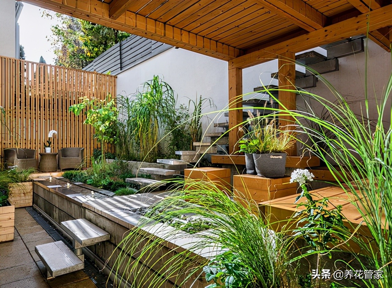 Landscape architects must understand the difference between "courtyard