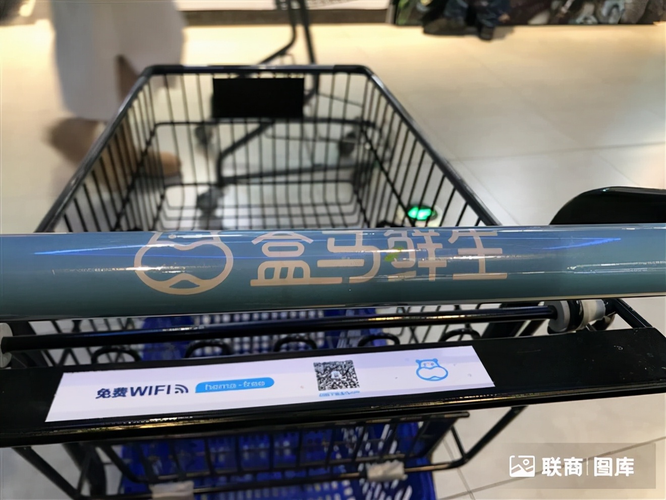 Does Hema close the store to save lives or to put things right? iMedia