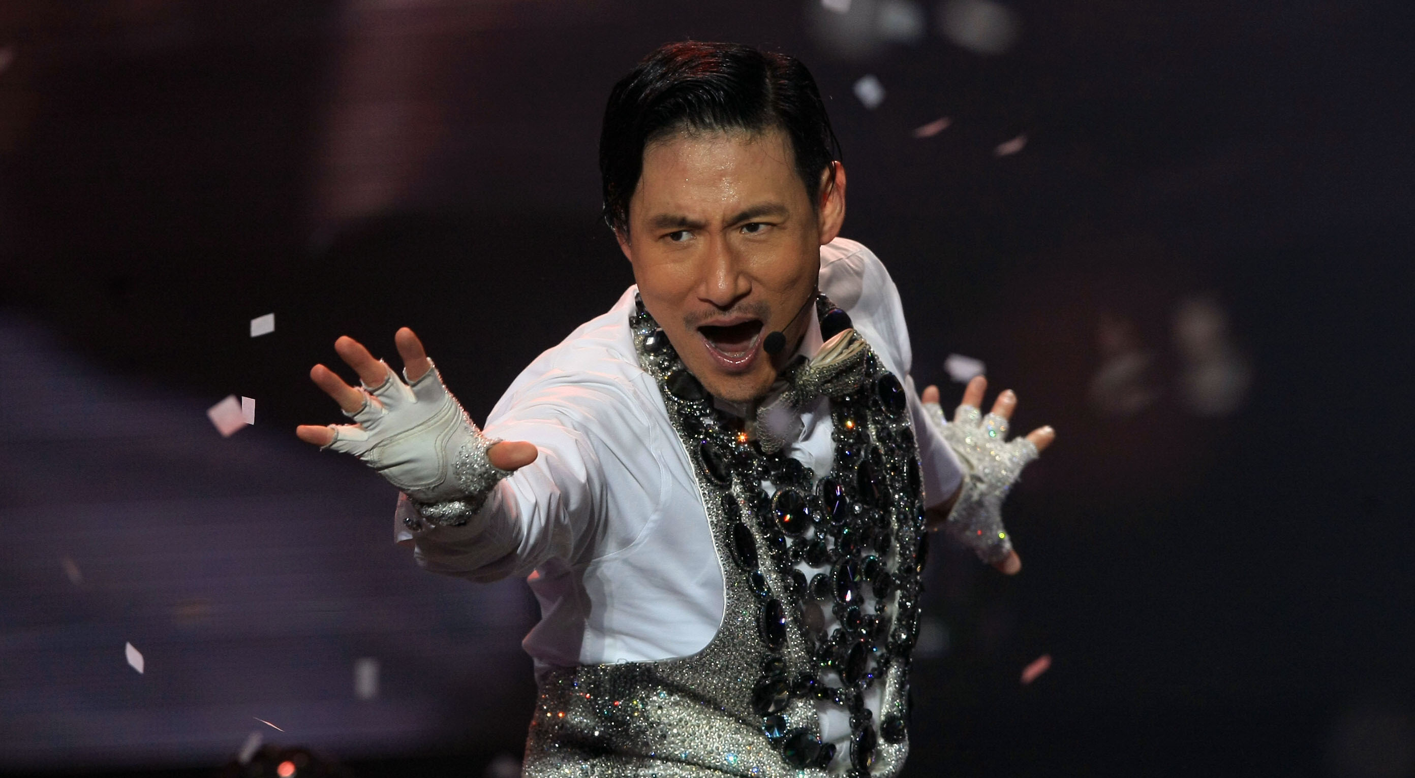 Because of 6 million, Jacky Cheung and his biological brother have not ...