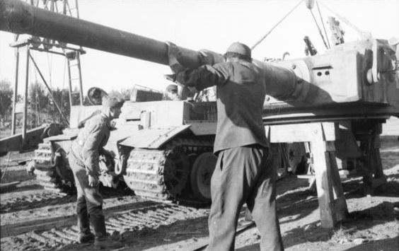 The Most Powerful German Tank In World War Ii Made A Fool Of Many Times 