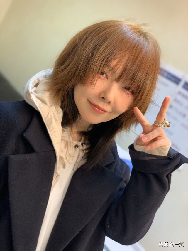 46-year-old Yanai Aiko announced her marriage at the concert: finally