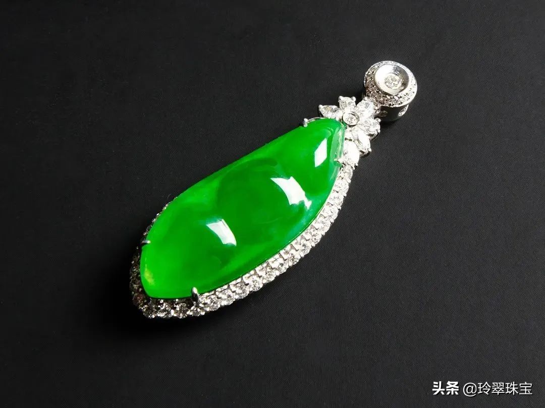 How many colors of jadeite are there and which is the most valuable