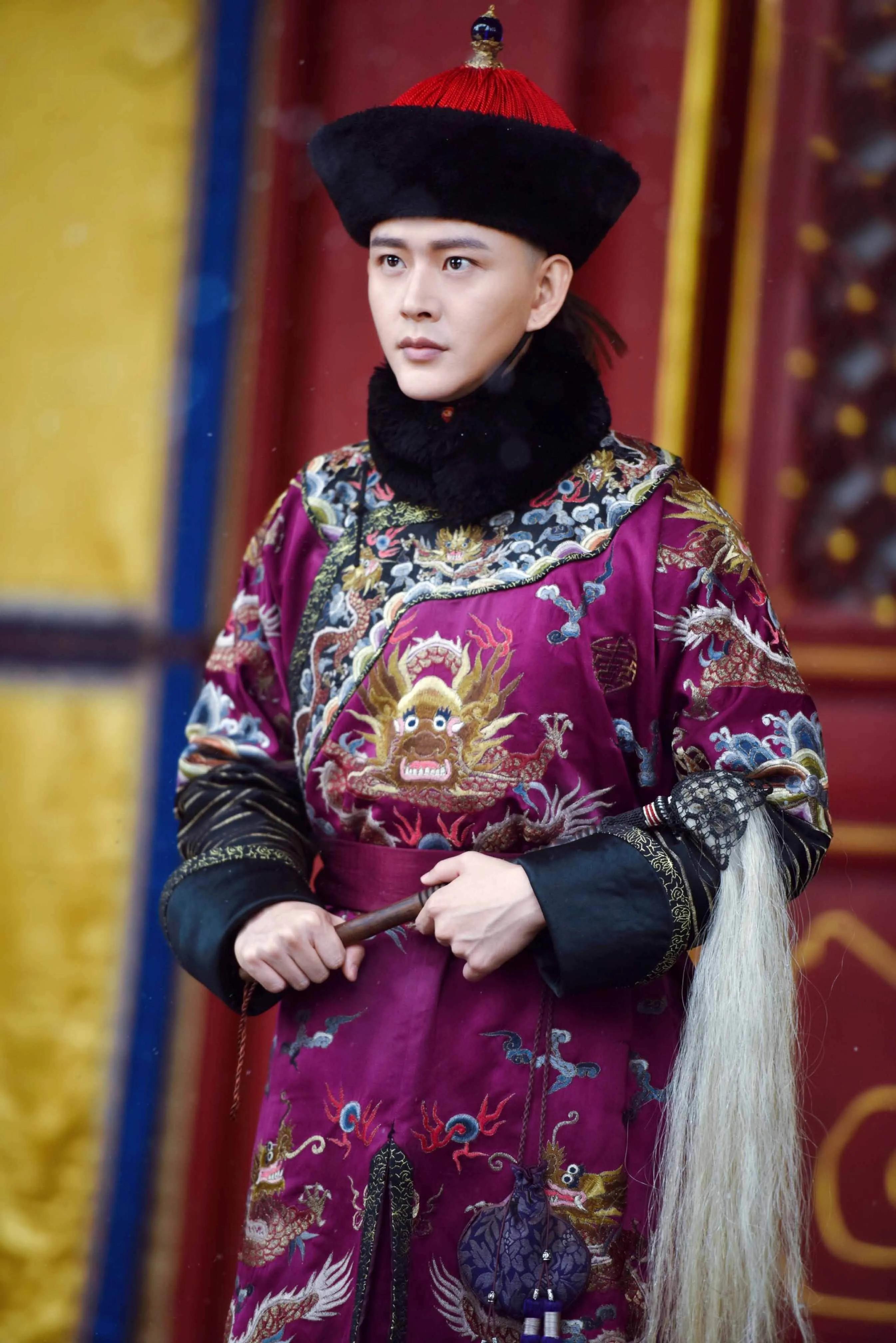 Huang Youming almost refused to play Li Yu because he didn't want to ...