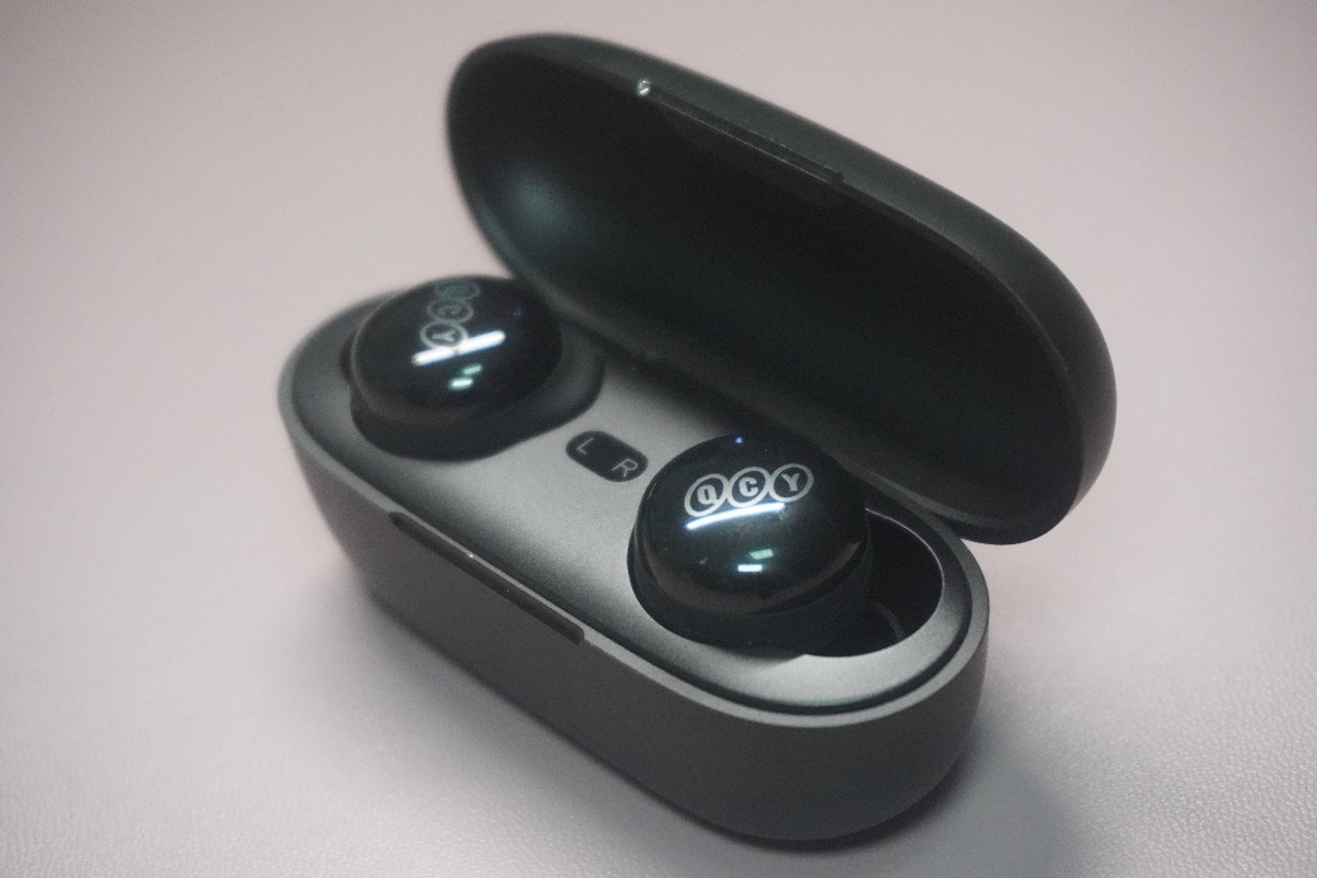 Costeffective headphones within one hundred yuan, QCY T17 youth beans