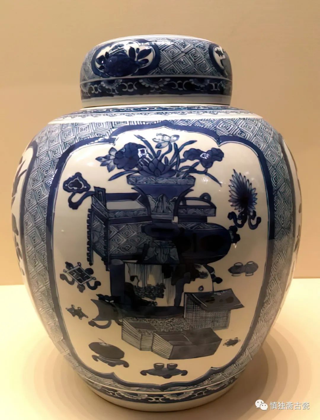 Changeappreciation of the collection of porcelain (1) iMedia