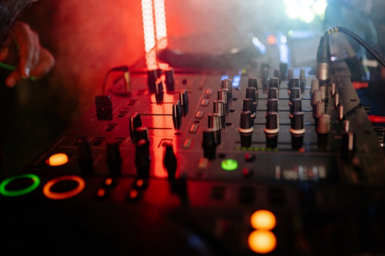 How to improve the low store level of eBay platform?How to evaluate