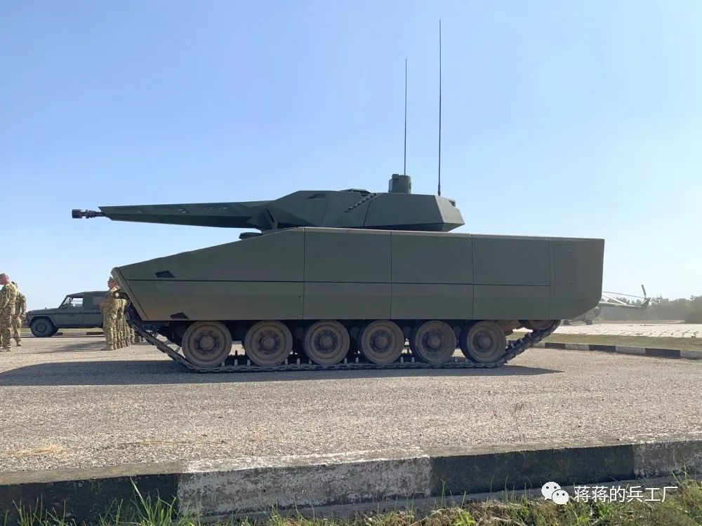 Rheinmetall launches Lynx 120 fire support vehicle with 120mm tank gun ...