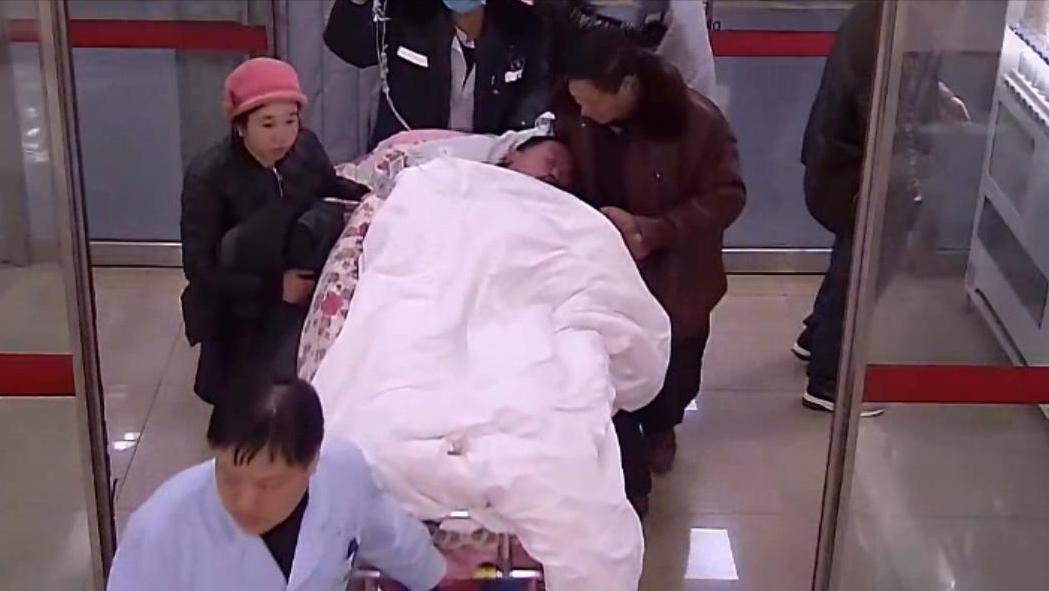 38岁为在北京拼出一条路10天不睡觉，回家补觉却补进了医院抢救