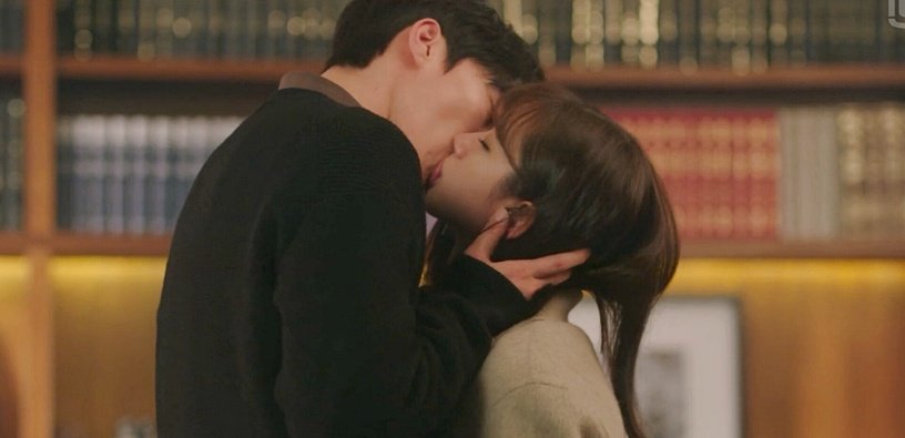 TVING selects the best kiss scene in 2021 Korean drama!