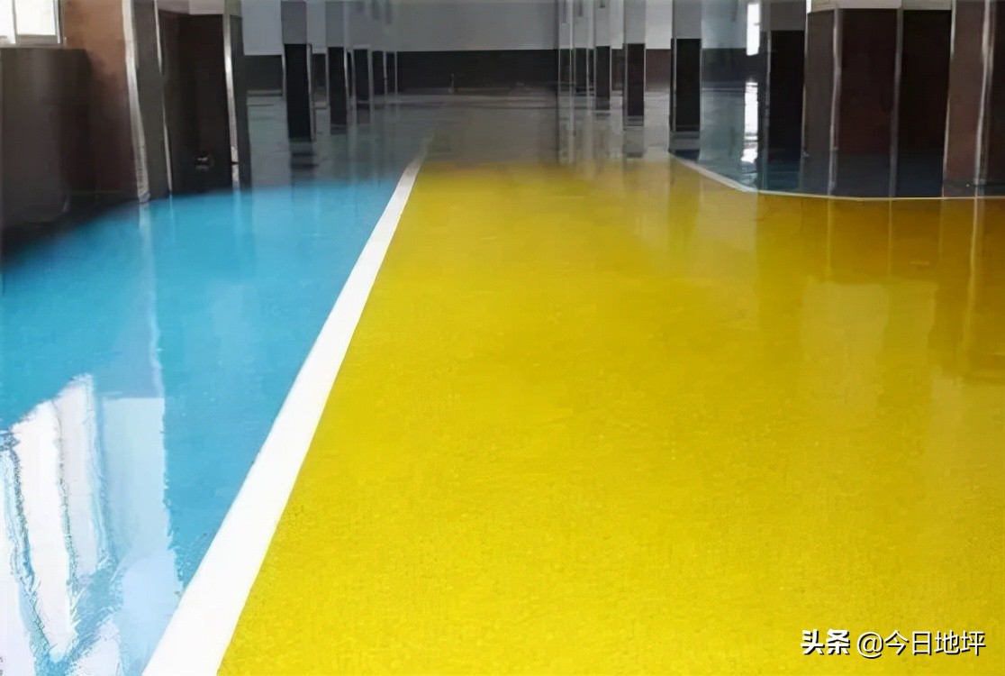 What is the difference between epoxy pressed sand floor and epoxy