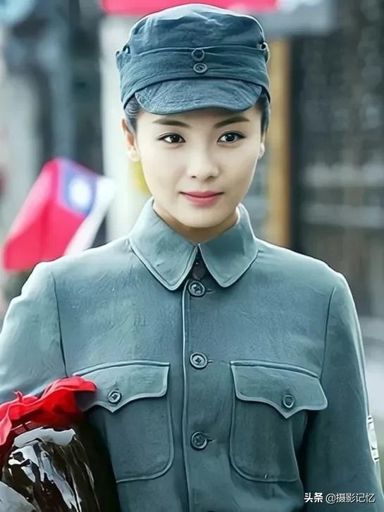 Liu Tao: Sister Tao's military image, do you like it? - iMedia