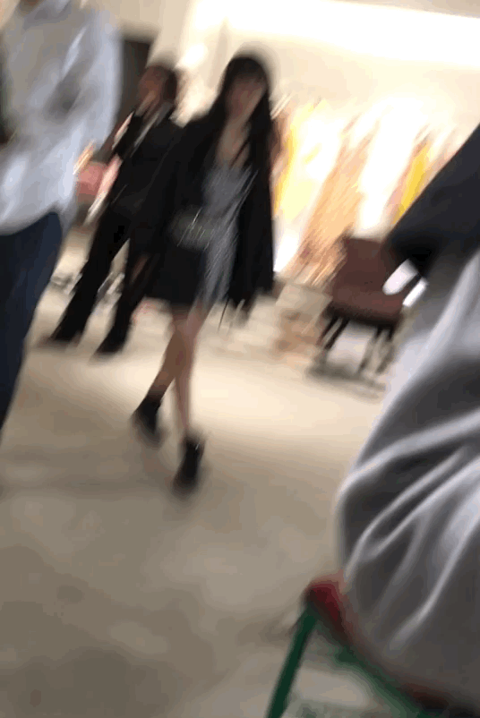 Yang Mi is amazing, who doesn't love walking with the wind iMedia