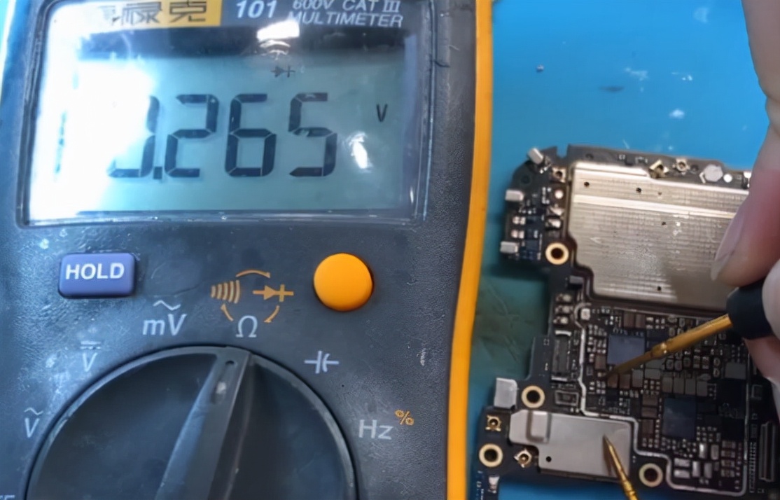 Xiaomi Mi 9 does not turn on and the main power supply is short